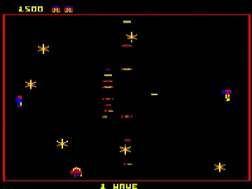 Robotron 2084 (1984)(Atari)[h Simon][ROBOTRO] screen shot game playing